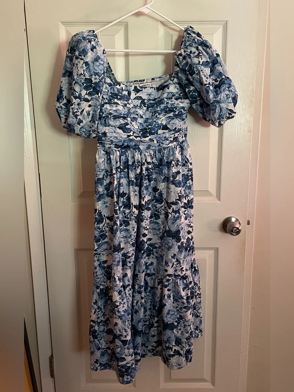 Abercrombie & Fitch Blue and White Floral Maxi Dress